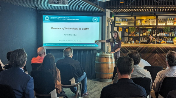 Master's Student Hyun-Wook Jo Attends ASEG Tech Night in Australia
