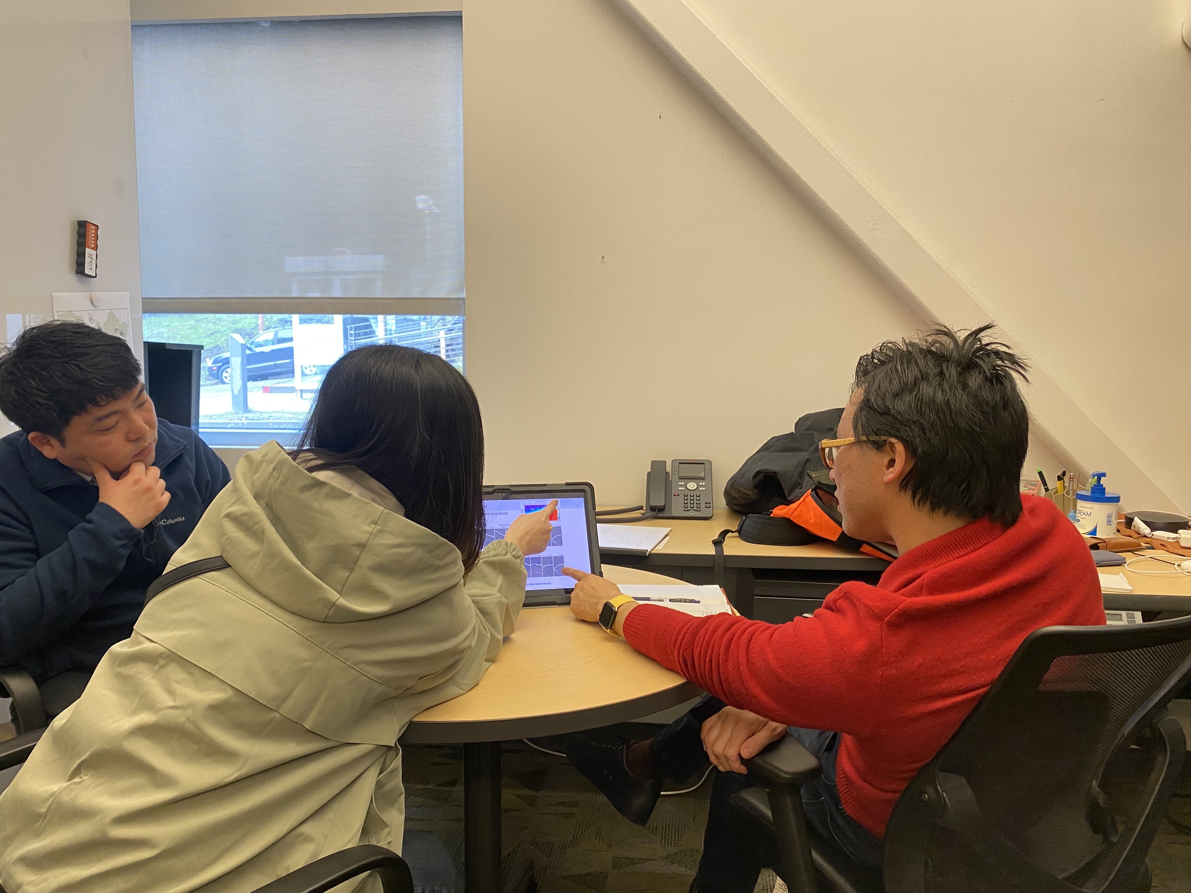 Geophysics Computing Lab Participates in AGU Conference and Visits LBNL