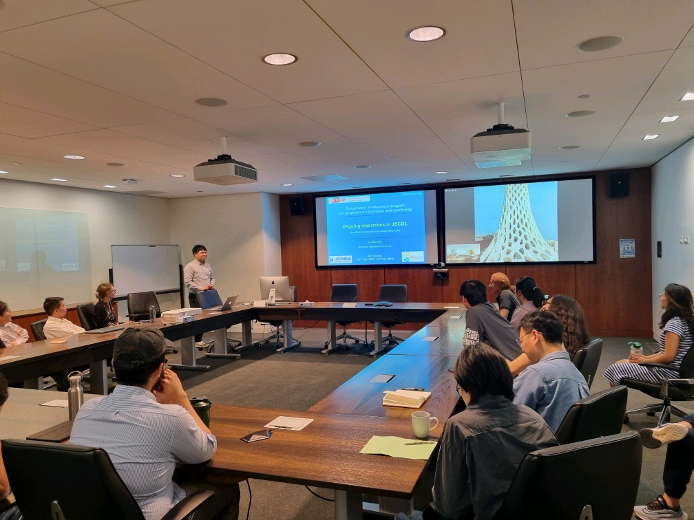 Professor Ju-Won Oh Conducts Visiting Research at KAUST, Saudi Arabia